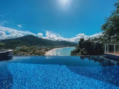 Casa de Condomínio com 4 Quartos para venda ou aluguel, 600m² no Toninhas, Ubatuba