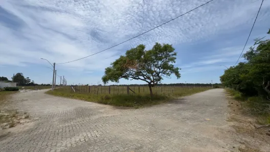 Lote/Terreno à venda, 1068m² no Laranjal, Pelotas