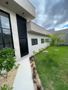 Casa com 3 Quartos à venda, 190m² no Setor Três Marias, Goiânia