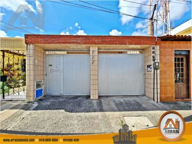 Casa com 4 Quartos à venda, 250m² no Parangaba, Fortaleza