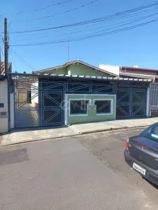 Casa com 2 Quartos à venda, 145m² no Jardim García, Campinas