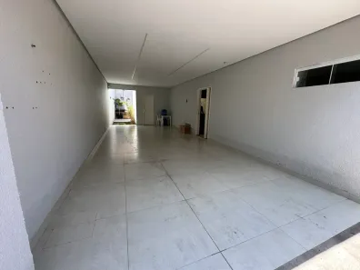 Casa com 3 Quartos à venda, 200m² no Saci, Teresina