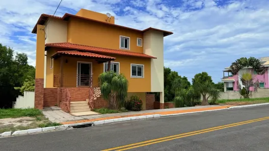 Casa de Condomínio com 4 Quartos à venda, 450m² no Continental, Serra