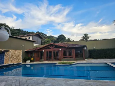 Apartamento com 3 Quartos à venda, 160m² no Nogueira, Petrópolis