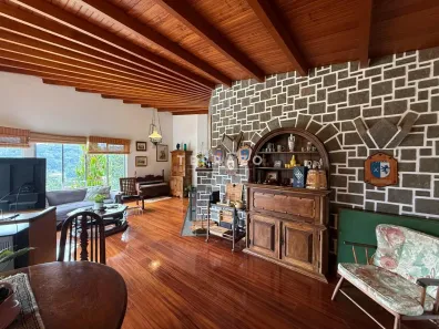 Casa de Condomínio com 5 Quartos à venda, 250m² no Parque do Imbui, Teresópolis