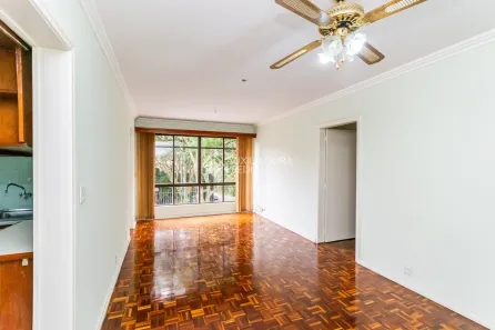 Apartamento com 3 Quartos para alugar, 95m² no Auxiliadora, Porto Alegre