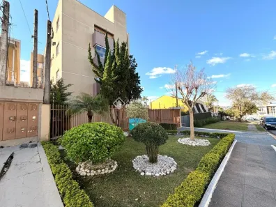 Apartamento com 2 Quartos à venda, 49m² no Novo Mundo, Curitiba