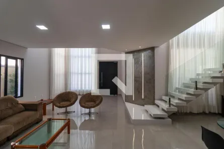 Casa com 3 Quartos à venda, 280m² no Swiss Park, Campinas