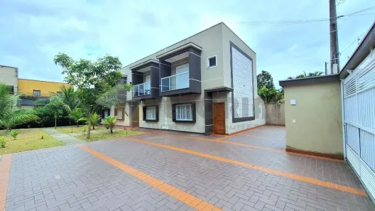 Sobrado com 2 Quartos à venda, 77m² no Massaguaçu, Caraguatatuba