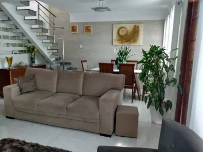 Sobrado com 4 Quartos à venda, 183m² no Vila Curuçá, Santo André