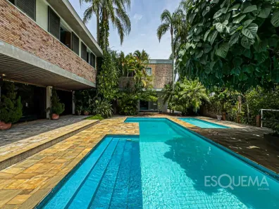 Casa com 11 Quartos à venda, 1957m² no Jardim Leonor, São Paulo