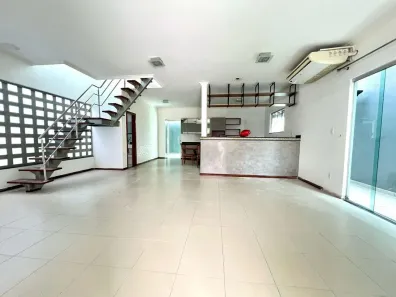 Casa de Condomínio com 3 Quartos à venda, 220m² no Quarenta Horas (Coqueiro), Ananindeua