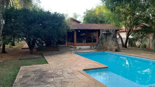 Fazenda/Sítio com 3 Quartos à venda, 260m² no Zona Rural, Guapiaçu