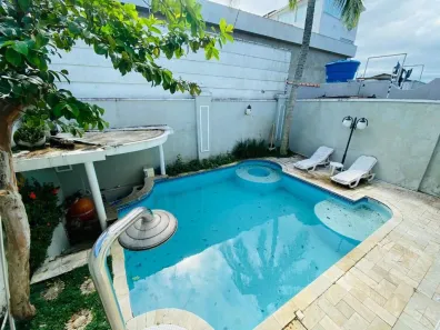 Casa com 4 Quartos à venda, 250m² no Jardim Virgínia, Guarujá