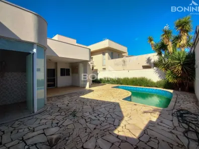 Casa com 3 Quartos para alugar, 205m² no Jardim Imperador, Americana