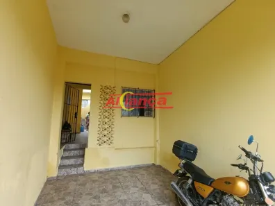 Casa com 3 Quartos para alugar, 80m² no Jardim Terezópolis, Guarulhos