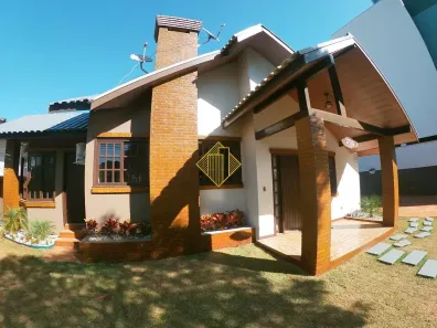 Casa com 3 Quartos à venda, 300m² no Vila Industrial, Toledo
