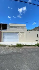 Casa com 3 Quartos à venda, 238m² no Atalaia, Aracaju