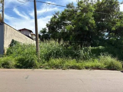Lote/Terreno à venda, 330m² no Parque Santa Cecília, Piracicaba