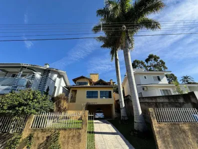 Casa com 3 Quartos à venda, 300m² no Pedra Branca, Palhoça