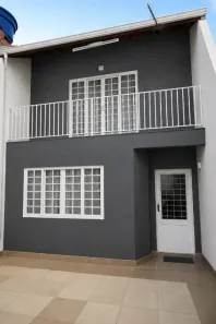 Casa com 2 Quartos à venda, 150m² no Taboão, Diadema