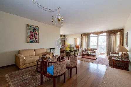 Apartamento com 3 Quartos à venda, 230m² no Santa Cecília, São Paulo