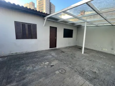 Casa com 2 Quartos para alugar, 50m² no Vila São Sebastião, Mogi das Cruzes