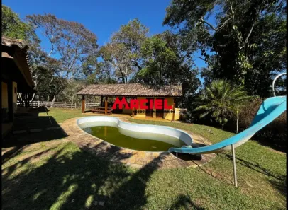 Fazenda/Sítio com 3 Quartos à venda, 550m² no , Monteiro Lobato