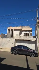 Casa com 3 Quartos à venda, 170m² no Jardim Embaré, São Carlos