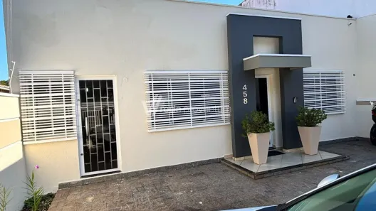 Casa com 4 Quartos para alugar, 190m² no Jardim Chapadão, Campinas