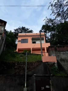 Casa com 2 Quartos à venda, 128m² no Cubango, Niterói