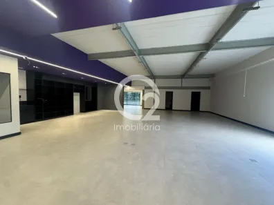 Galpão/Depósito/Armazém para alugar, 384m² no Barra da Tijuca, Rio de Janeiro