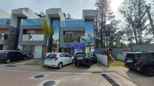 Casa de Condomínio com 3 Quartos à venda, 169m² no Chácara São João, Carapicuíba