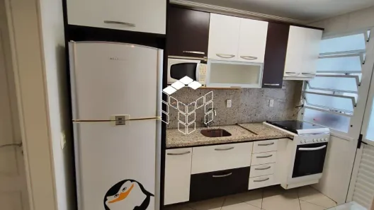 Apartamento com 2 Quartos para alugar, 68m² no Barreiros, São José