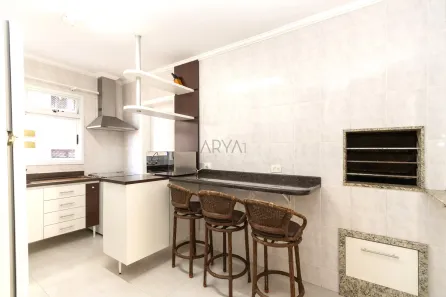 Apartamento com 3 Quartos à venda, 240m² no Água Verde, Curitiba