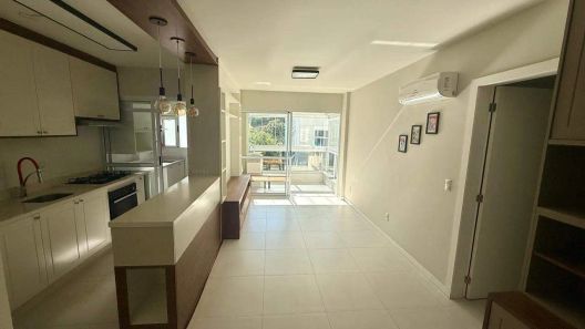 Apartamento com 2 Quartos à venda, 72m² no Saco Grande, Florianópolis