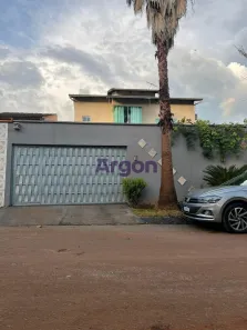 Sobrado com 4 Quartos à venda, 270m² no Goiânia 2, Goiânia
