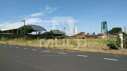 Lote/Terreno com 1 Quarto à venda, 1400m² no Tibery, Uberlândia