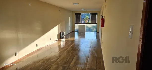 Sala Comercial para alugar, 50m² no Jardim Itu, Porto Alegre