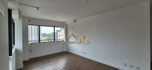 Sala Comercial à venda, 43m² no Centro, São José dos Campos