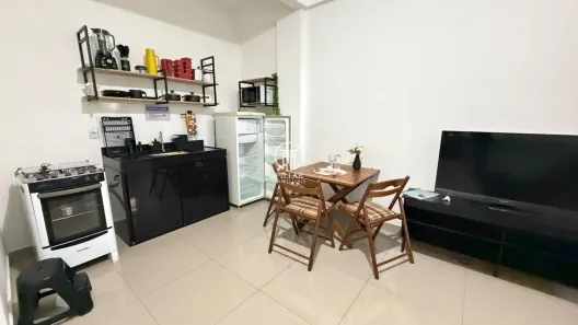 Flat com 1 Quarto para alugar, 46m² no Cândida Câmara, Montes Claros