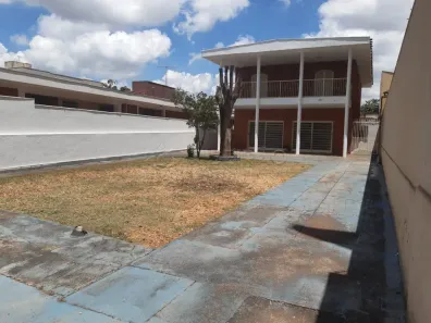 Consultório com 4 Quartos para alugar, 233m² no Jardim Paulista, Ribeirão Preto