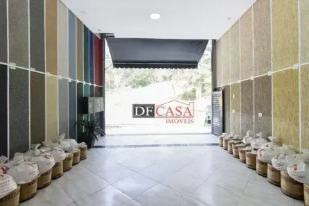 Sala Comercial à venda, 200m² no Barreirinha, Curitiba