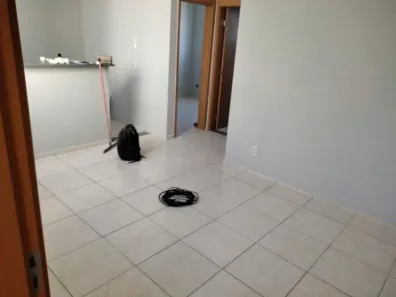 Apartamento com 2 Quartos para alugar, 49m² no Fabrício, Uberaba