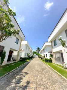 Casa de Condomínio com 3 Quartos à venda, 125m² no Malícia (Abrantes), Camaçari