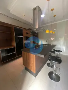 Sobrado com 4 Quartos à venda, 237m² no Jardim Simus, Sorocaba