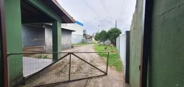Casa com 2 Quartos à venda, 110m² no Belém Novo, Porto Alegre