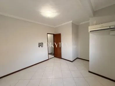 Casa com 2 Quartos para alugar, 70m² no Riviera Fluminense, Macaé