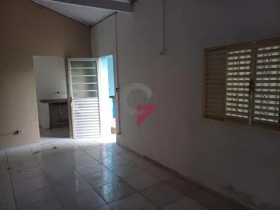 Casa com 2 Quartos à venda, 65m² no Vila Iapi, Taubaté