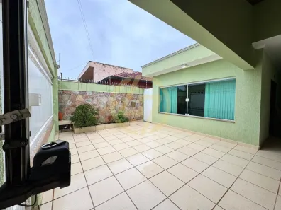 Casa com 3 Quartos à venda, 186m² no Jardim Itália, Itapetininga